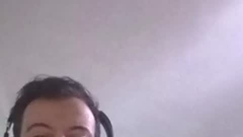 Snapshot of vredesbyrd5 chatting on 10-01-25, 07:09 VRED online show from 10-01-25, 07:09