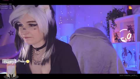 vronnier online show from 02-21-25, 09:32