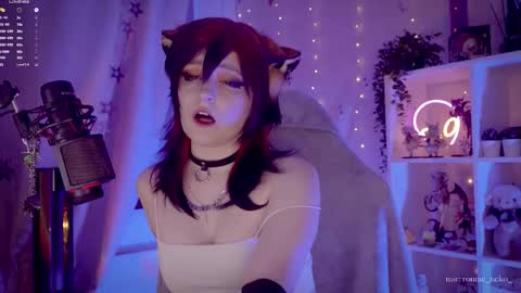 vronnier online show from 09-20-25, 05:03