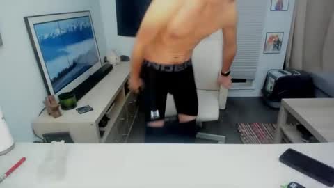 Snapshot of vulgaralex320 chatting on 02-04-25, 03:54 Vulgaralex320 online show from 02-04-25, 03:54