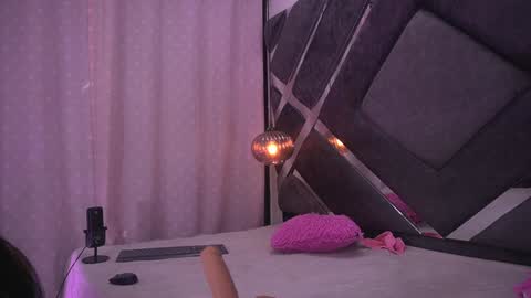 Violeta online show from 02-06-25, 03:06