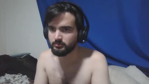 Snapshot of vygrax chatting on 12-04-24, 01:58 Vygrax online show from 12-04-24, 01:58