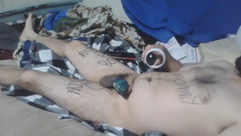 Snapshot of vygrax chatting on 12-08-24, 06:01 Vygrax online show from 12-08-24, 06:01