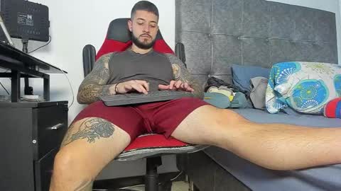 Snapshot of vyxen_ chatting on 02-03-26, 08:36 vyxen_ online show from 02-03-26, 08:36