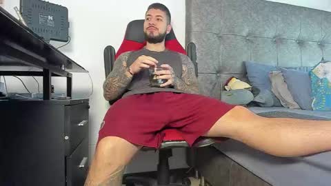 Snapshot of vyxen_ chatting on 02-04-26, 12:22 vyxen_ online show from 02-04-26, 12:22