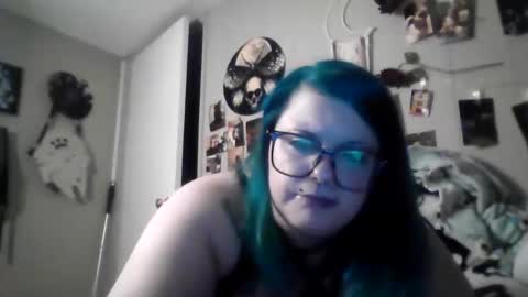 Snapshot of vyxenvoid chatting on 01-19-26, 01:31 Vyx online show from 01-19-26, 01:31