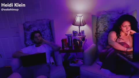 wakehimup online show from 11-18-25, 05:12