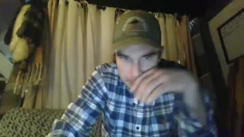 Snapshot of waketomyd chatting on 03-09-25, 06:28 WakeToMyD online show from 03-09-25, 06:28