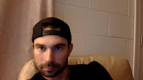 Snapshot of waketomyd chatting on 11-21-25, 07:18 WakeToMyD online show from 11-21-25, 07:18