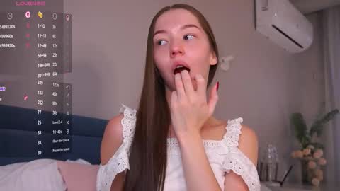  Lina online show from 11-03-25, 04:36