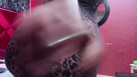 waleska   online show from 11-28-25, 12:08