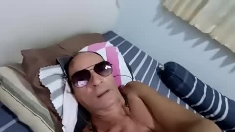 Snapshot of walleja chatting on 09-11-25, 03:01 walleja online show from 09-11-25, 03:01