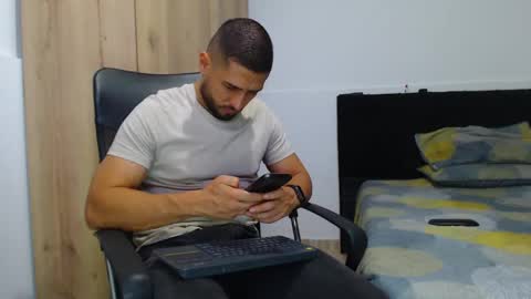 WALTER BROWN  online show from 11-12-25, 08:41