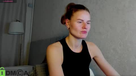 Snapshot of wanda_gomez chatting on 10-16-25, 02:29 Wanda online show from 10-16-25, 02:29