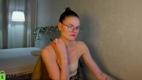 Snapshot of wanda_gomez chatting on 11-09-25, 01:53 Wanda online show from 11-09-25, 01:53