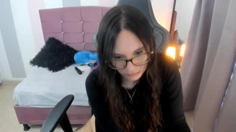 Alexandra online show from 09-25-25, 06:33