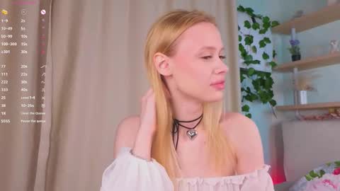 Emi online show from 11-10-25, 11:48