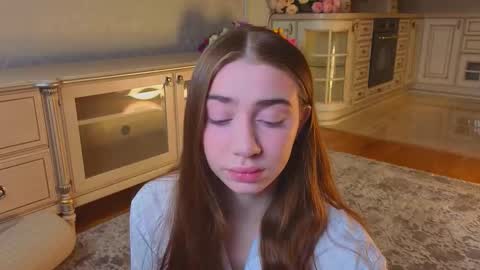 hello guys im Lilian online show from 10-14-25, 03:18