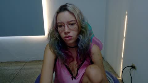 Snapshot of wandadoll chatting on 03-29-26, 12:16 Wanda online show from 03-29-26, 12:16