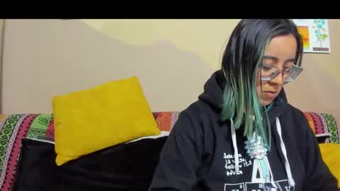 Waningrose  Lu online show from 10-12-25, 11:04