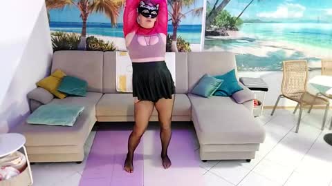 Snapshot of wannafeelitall chatting on 01-03-25, 06:46 Emilia inst  online show from 01-03-25, 06:46