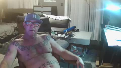 Snapshot of wantitbutyoucanthaveit chatting on 11-08-25, 02:12 inittogetitin online show from 11-08-25, 02:12