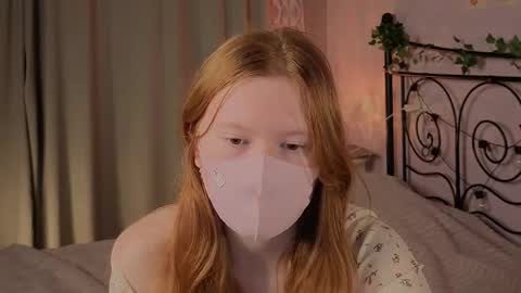 lira and flo online show from 01-11-26, 02:05