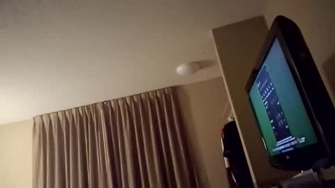 Snapshot of warmwetcaramel chatting on 11-12-25, 09:42 warmwetcaramel online show from 11-12-25, 09:42