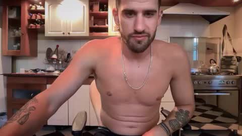 wearetwo online show from 12-02-25, 09:54