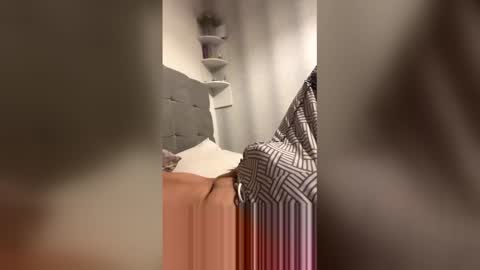 watchmethrob69 online show from 12-18-25, 12:22