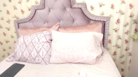 Milf Latina online show from 03-25-26, 01:28