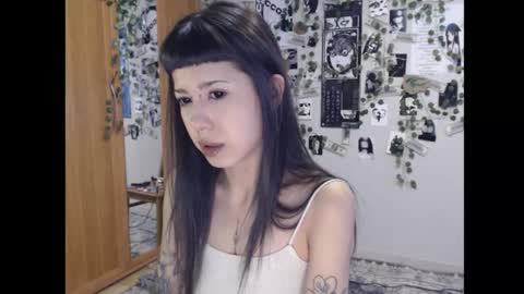 Mina online show from 10-01-25, 05:46