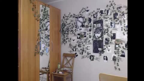 Mina online show from 10-05-25, 05:00