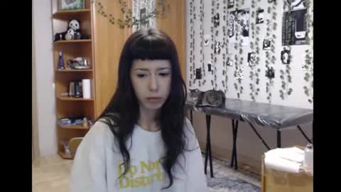 Mina online show from 11-13-25, 07:02