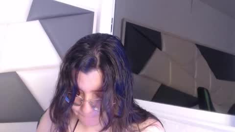 Trixie 3 online show from 10-10-25, 01:43