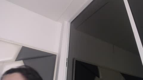 Trixie 3 online show from 10-18-25, 04:19