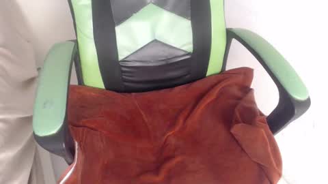 Trixie 3 online show from 10-20-25, 01:33