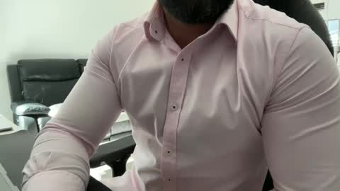 Weapon X online show from 10-12-25, 10:31