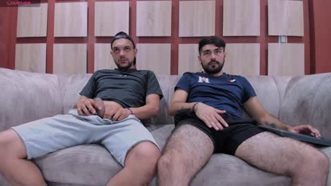 Jhonny Dick  his neighbors. online show from 12-04-24, 01:42