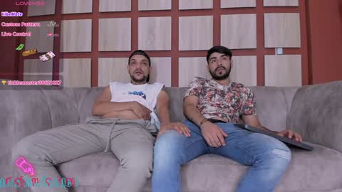 Jhonny Dick  his neighbors. online show from 12-21-24, 02:37