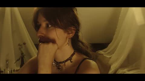 Snapshot of webcora chatting on 11-29-25, 06:33 Coraline online show from 11-29-25, 06:33