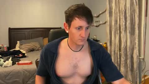 Snapshot of webslingxxxx chatting on 10-24-25, 11:56 webslingxxxx online show from 10-24-25, 11:56