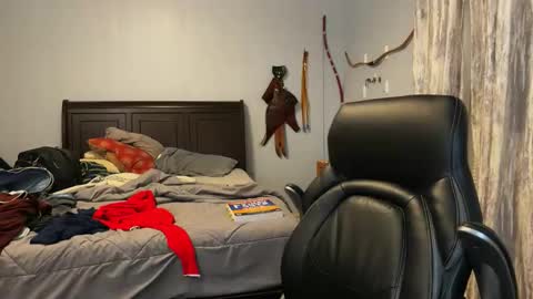 Snapshot of webslingxxxx chatting on 12-14-25, 12:27 webslingxxxx online show from 12-14-25, 12:27