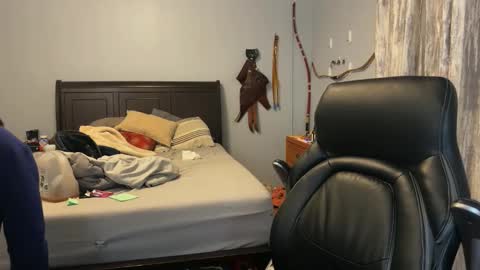 Snapshot of webslingxxxx chatting on 12-16-25, 12:04 webslingxxxx online show from 12-16-25, 12:04