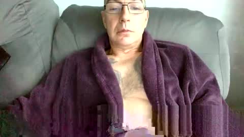 wechatistrokeurub online show from 10-10-25, 08:13
