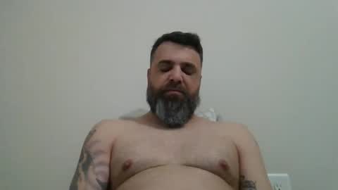 Snapshot of weezy210 chatting on 03-23-26, 11:14 Weezy online show from 03-23-26, 11:14