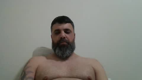 Snapshot of weezy210 chatting on 03-26-26, 01:01 Weezy online show from 03-26-26, 01:01