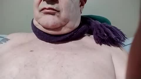 Snapshot of welldny chatting on 03-08-26, 07:17 welldny online show from 03-08-26, 07:17