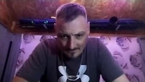 Welshdragon37 online show from 12-22-25, 11:24