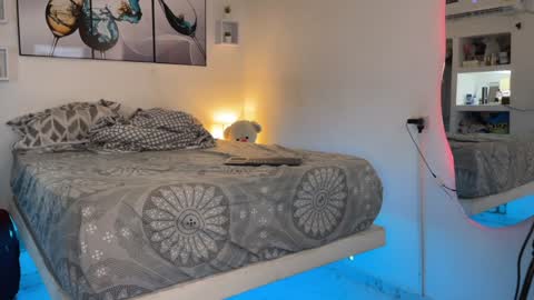 Wendy Alex online show from 02-06-25, 12:33